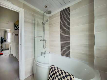 Beverley Gardens, Birstall, Image 17