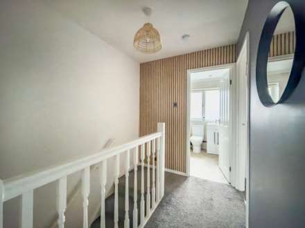 Beverley Gardens, Birstall, Image 18