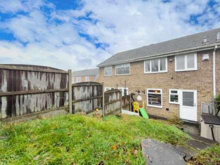 Beverley Gardens, Birstall, Image 21