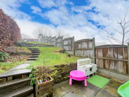 Beverley Gardens, Birstall, Image 25