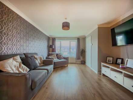 Beverley Gardens, Birstall, Image 8