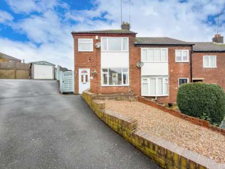 Smithies Moor Crescent, Birstall, Image 1