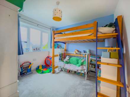 Smithies Moor Crescent, Birstall, Image 13