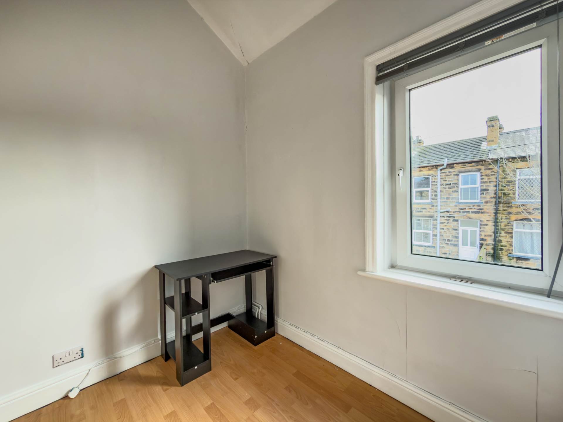 Industrial Avenue, Batley, Image 16