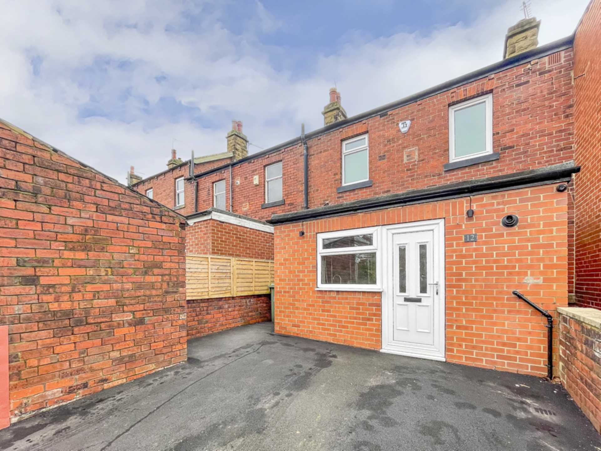 Industrial Avenue, Batley, Image 18