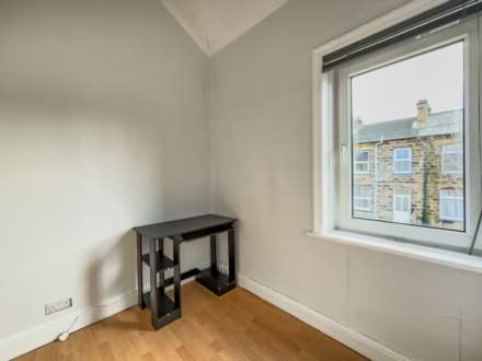 Industrial Avenue, Batley, Image 16