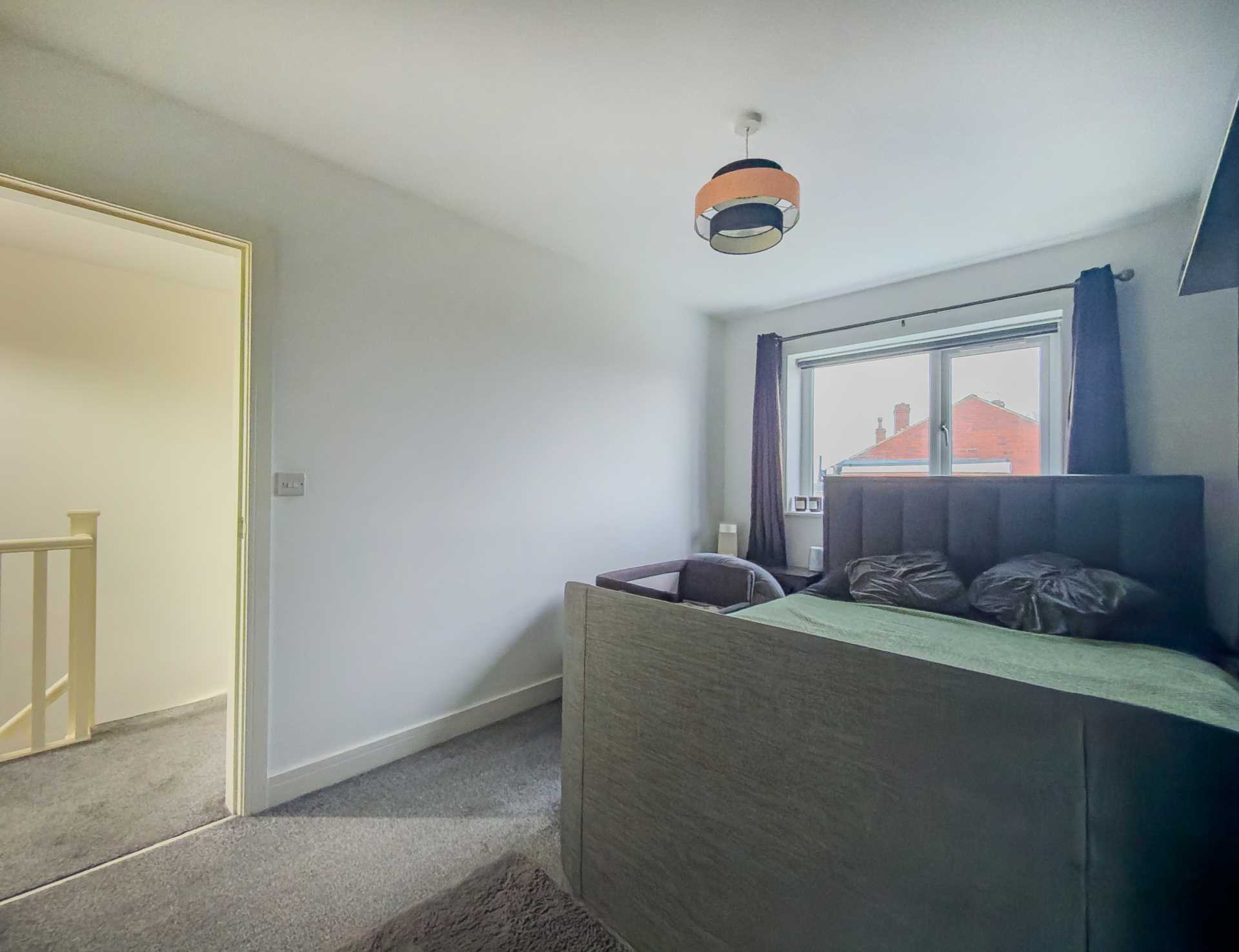 Hill Crescent, Batley, Image 12