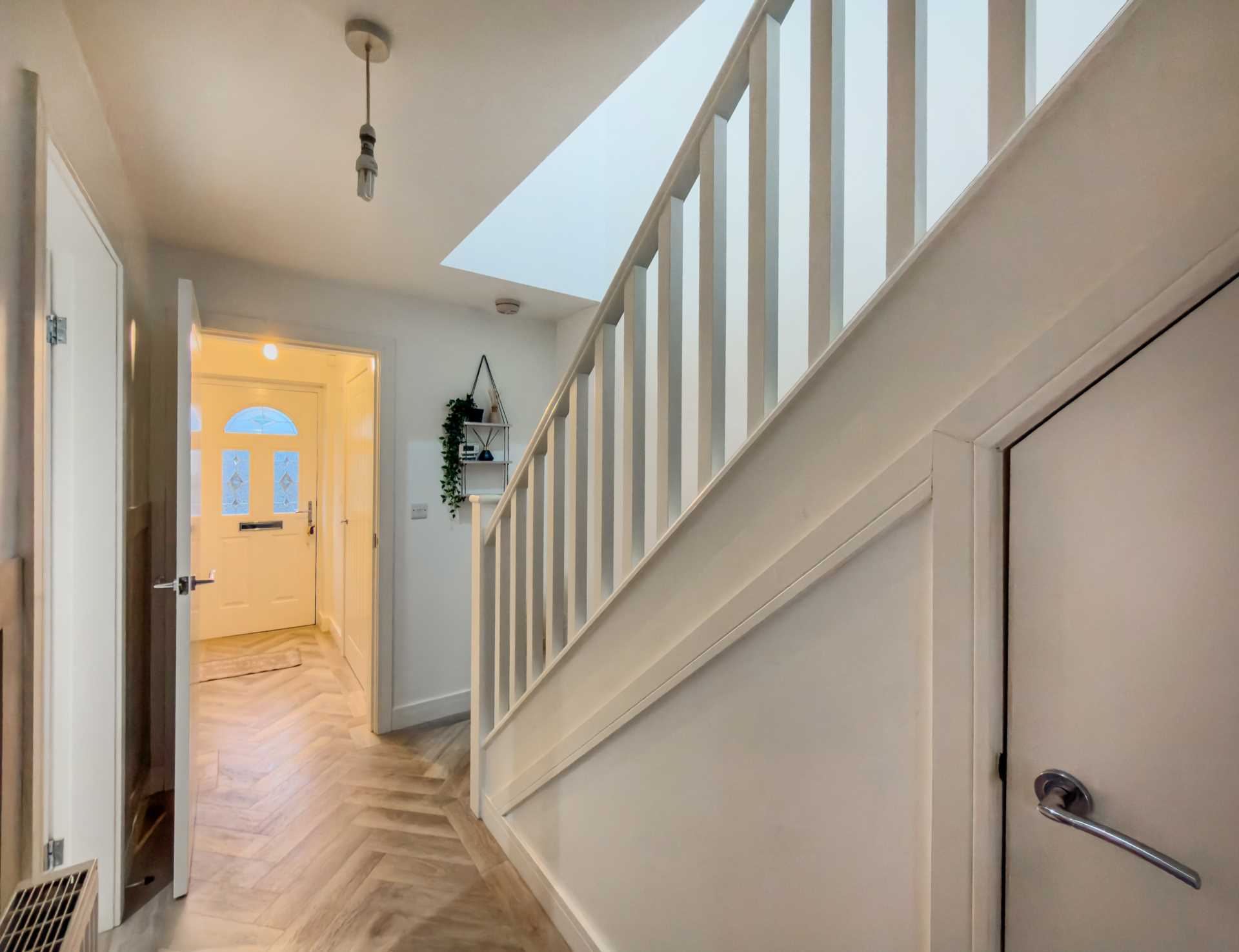 Hill Crescent, Batley, Image 2