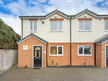 Hill Crescent, Batley