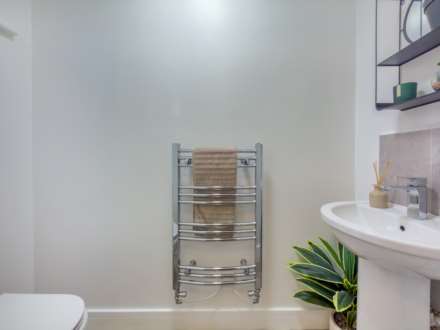 Hill Crescent, Batley, Image 3