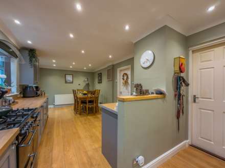 Shirley Avenue, Cleckheaton, Image 6