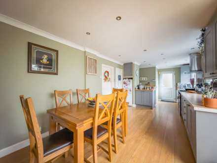 Shirley Avenue, Cleckheaton, Image 7