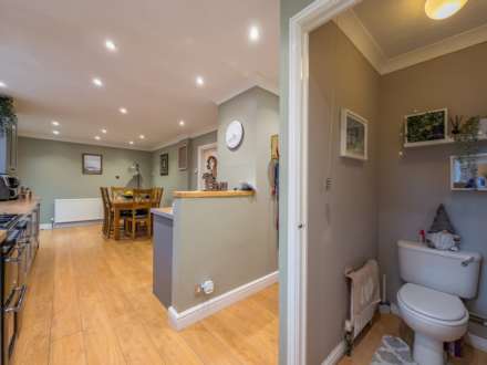 Shirley Avenue, Cleckheaton, Image 9