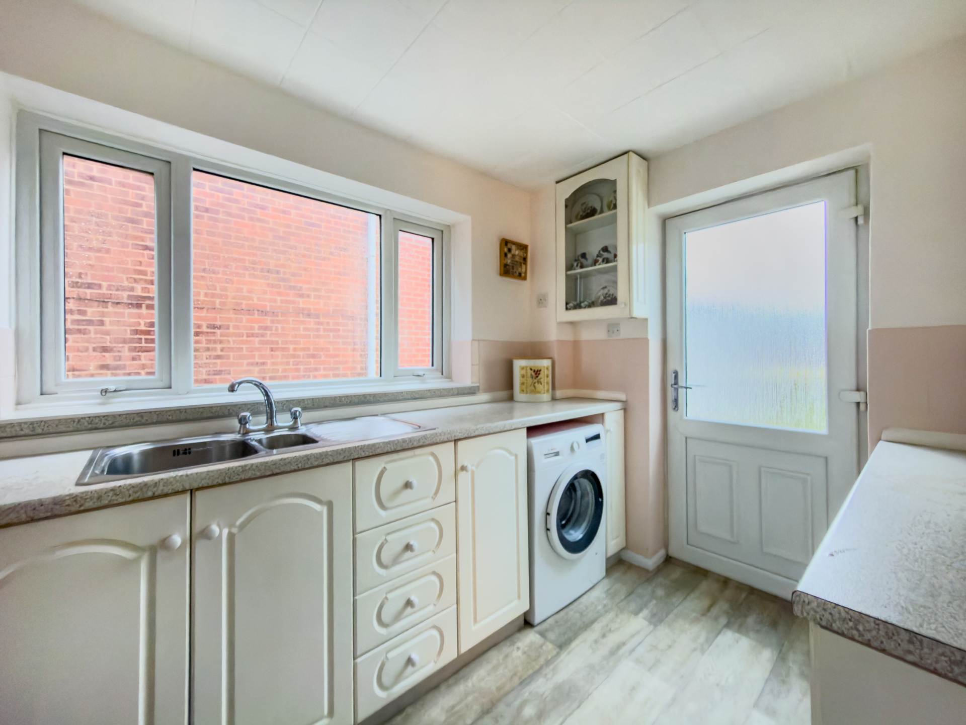 Oxford Drive, Gomersal, Image 2