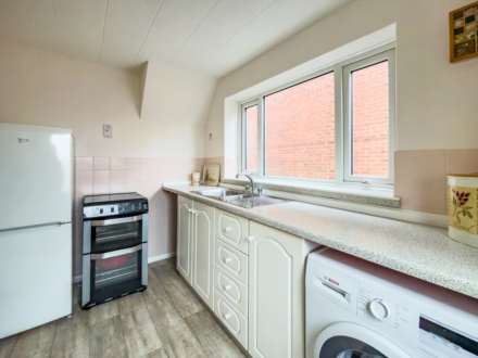 Oxford Drive, Gomersal, Image 4