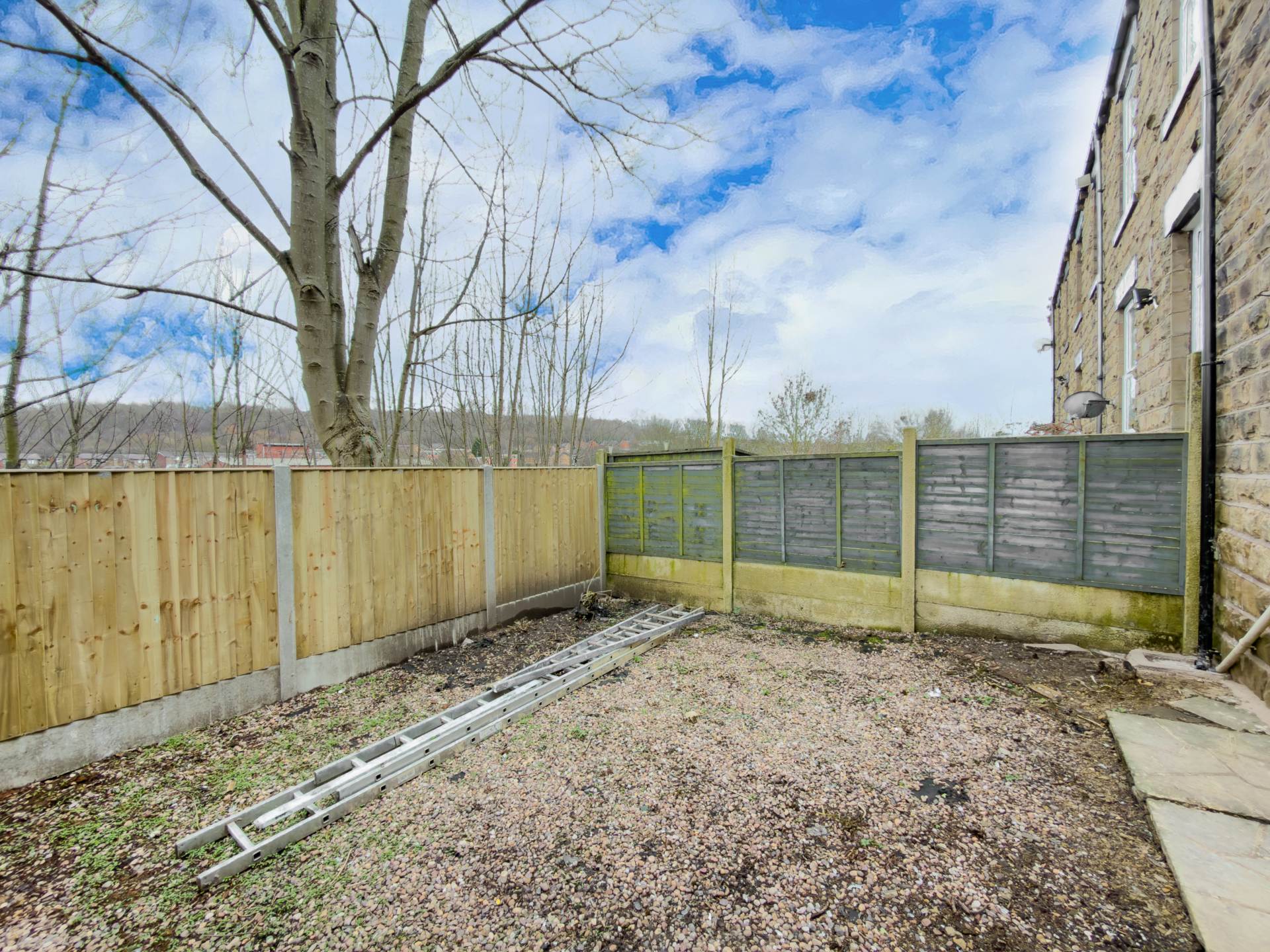 Primrose Hill, Batley, Image 15