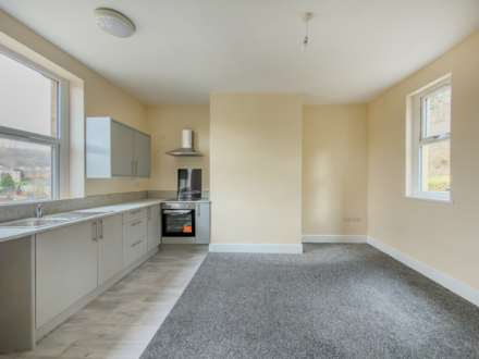 Primrose Hill, Batley, Image 6