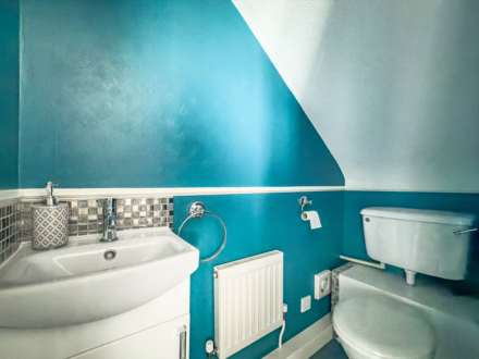 Moor Park Court, Dewsbury, Image 16