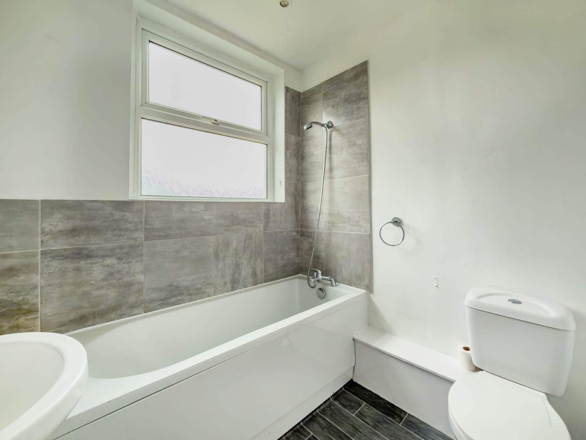 Common Road, Batley, Image 15