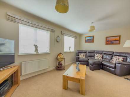 Ringshaw Drive, Gomersal, Image 12