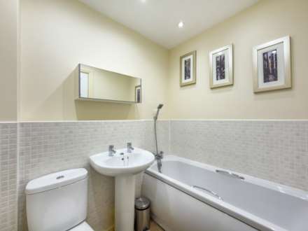 Ringshaw Drive, Gomersal, Image 16