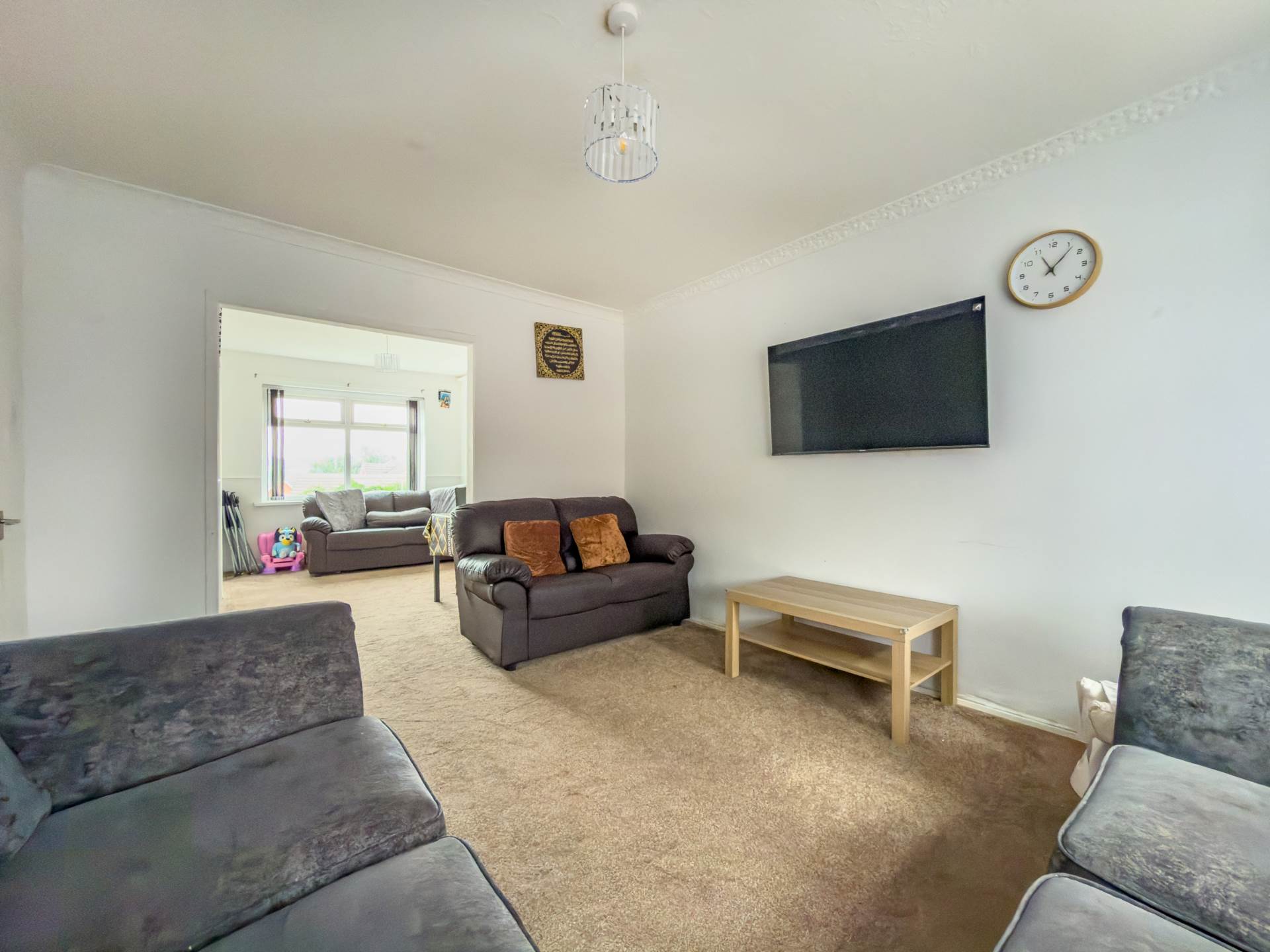 Harewood Avenue, Heckmondwike, Image 4