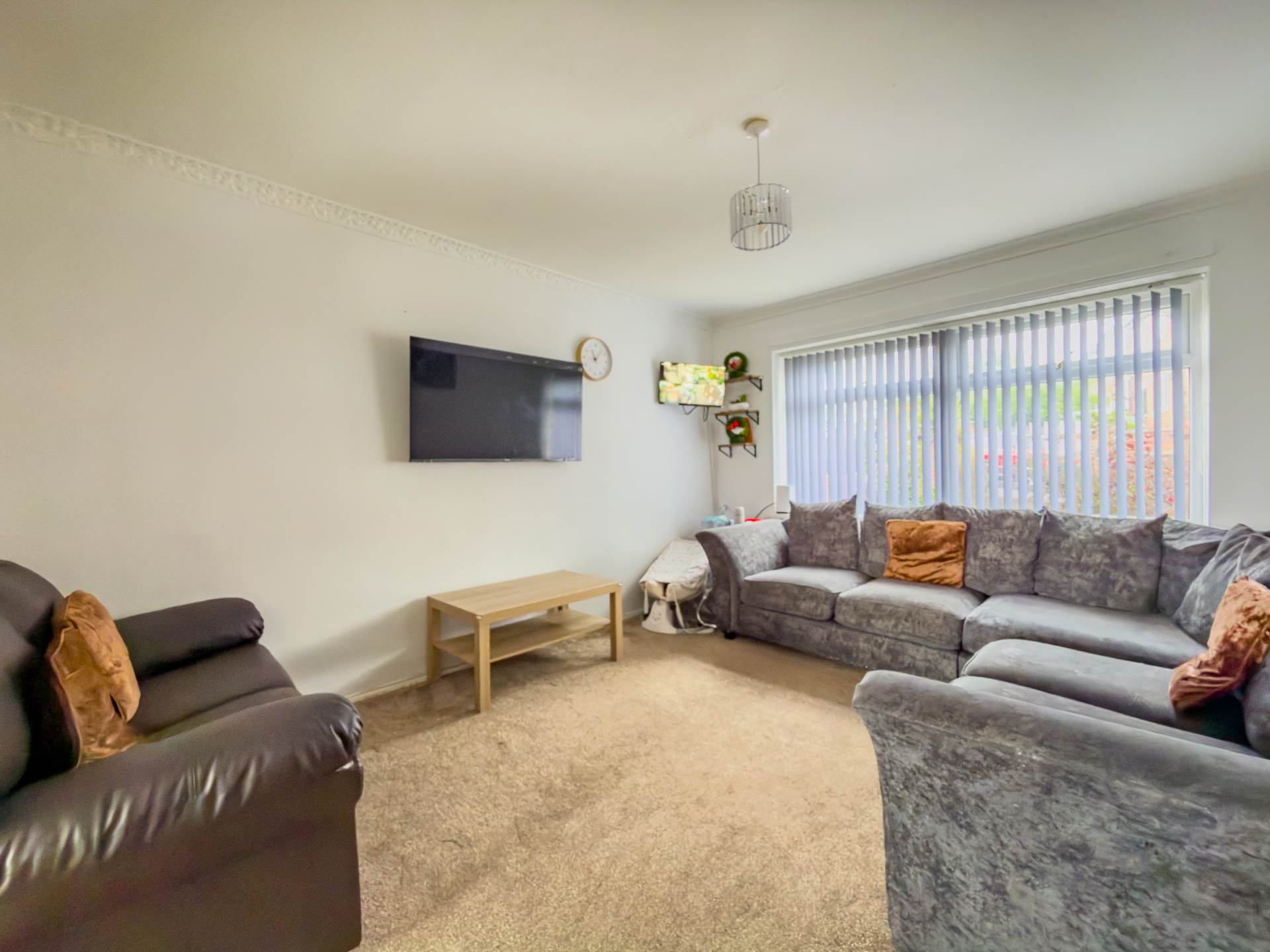 Harewood Avenue, Heckmondwike, Image 5