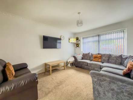Harewood Avenue, Heckmondwike, Image 5