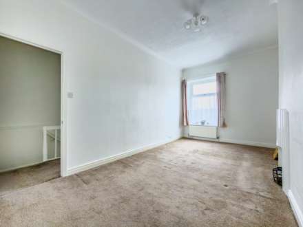 Brookroyd Lane, Birstall, Image 8