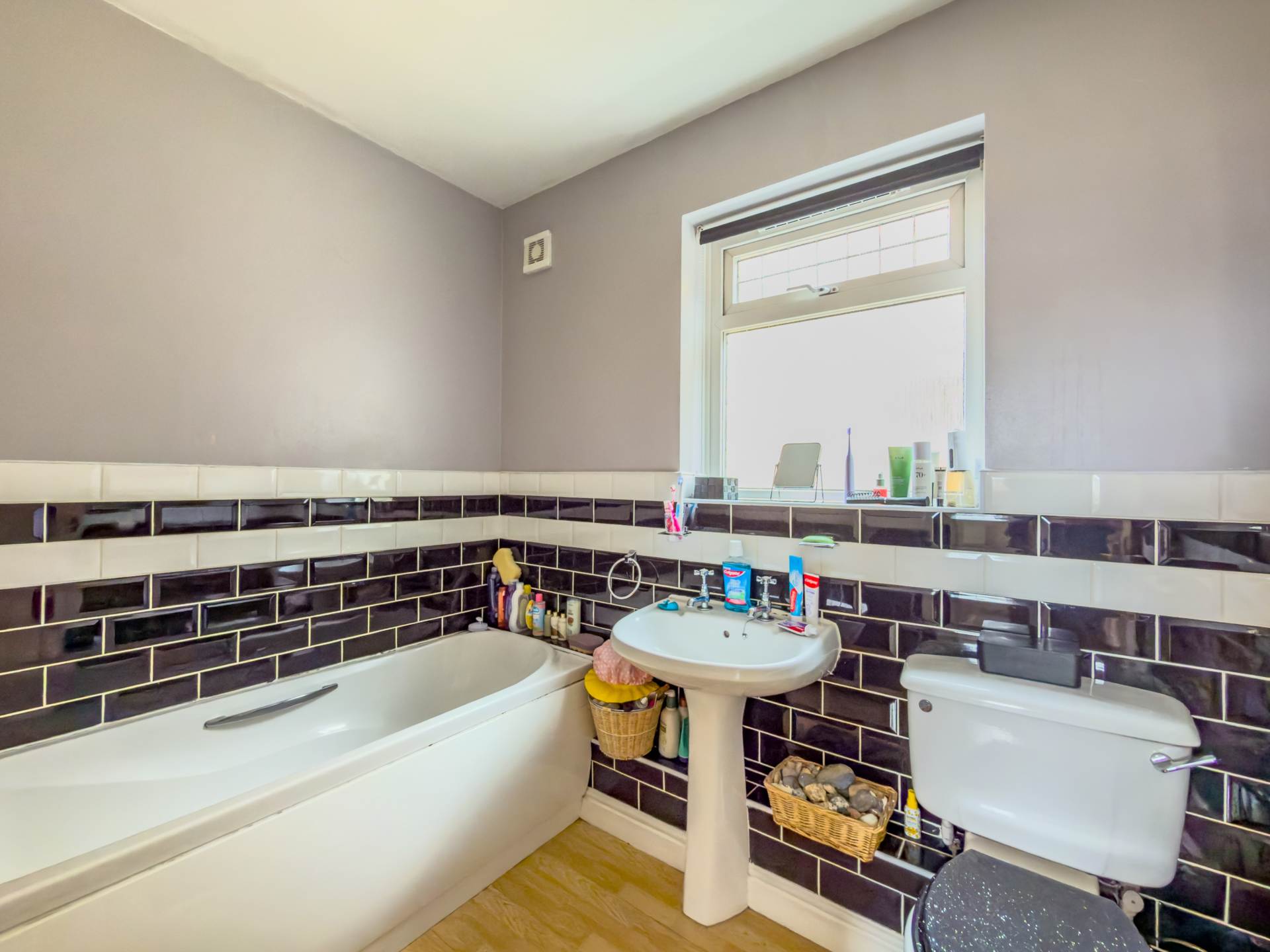 Moor End Lane, Dewsbury, Image 23