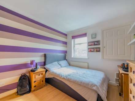 Moor End Lane, Dewsbury, Image 21