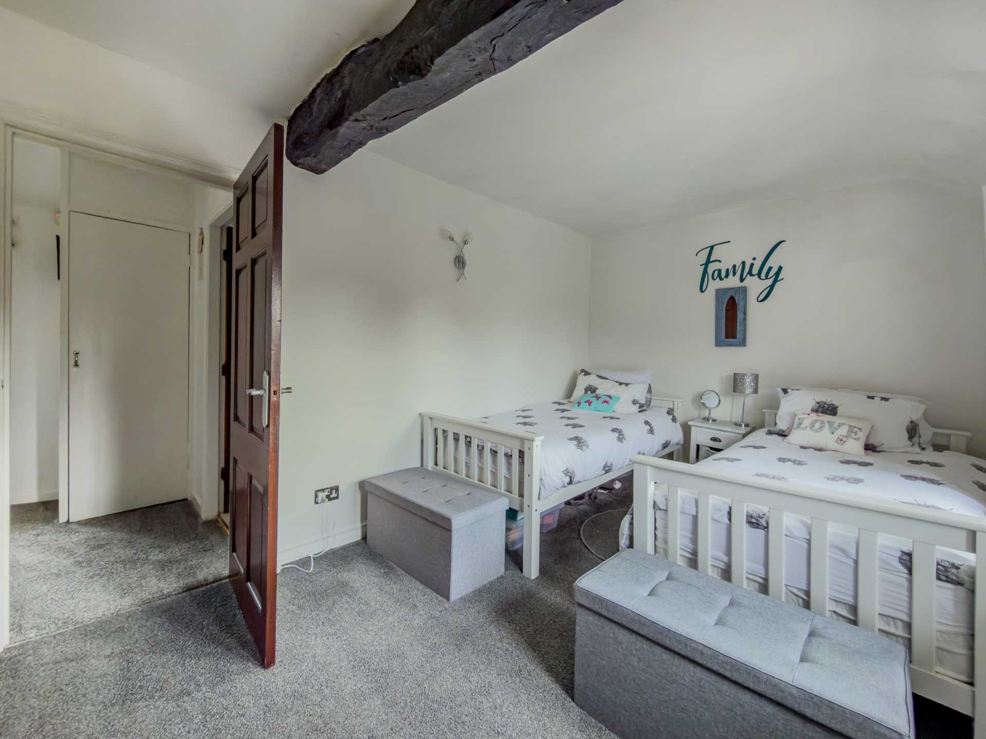 White Lee Road, Batley, Image 17