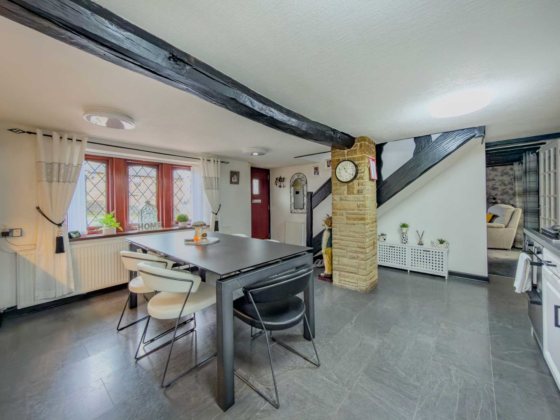 White Lee Road, Batley, Image 3