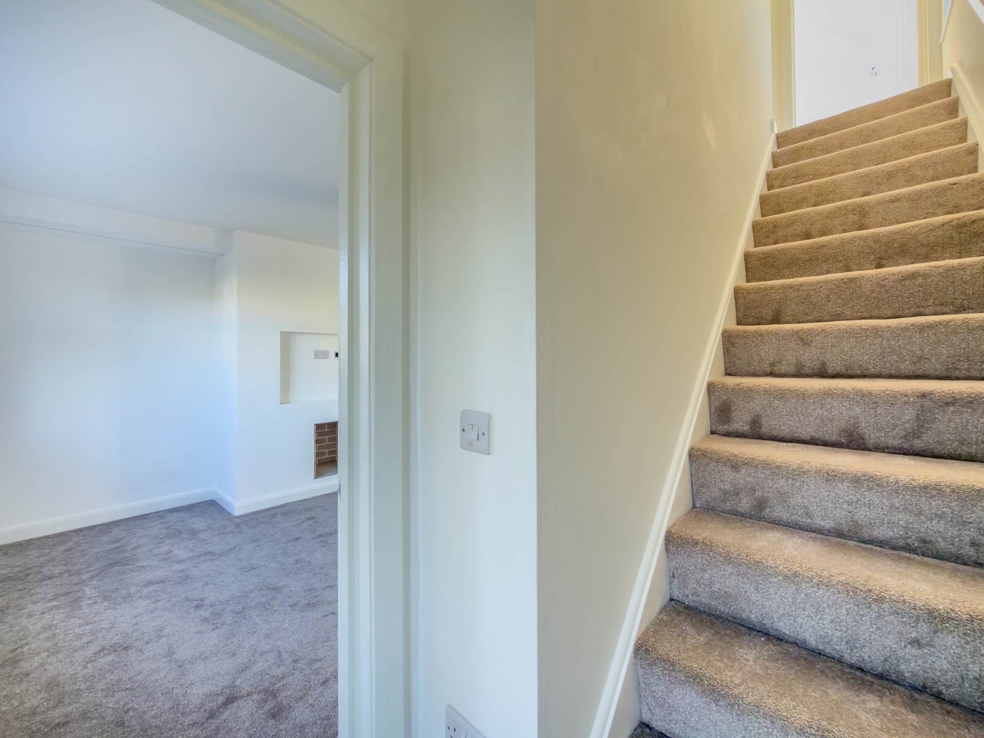 Southfield Lane, Horbury, Image 11