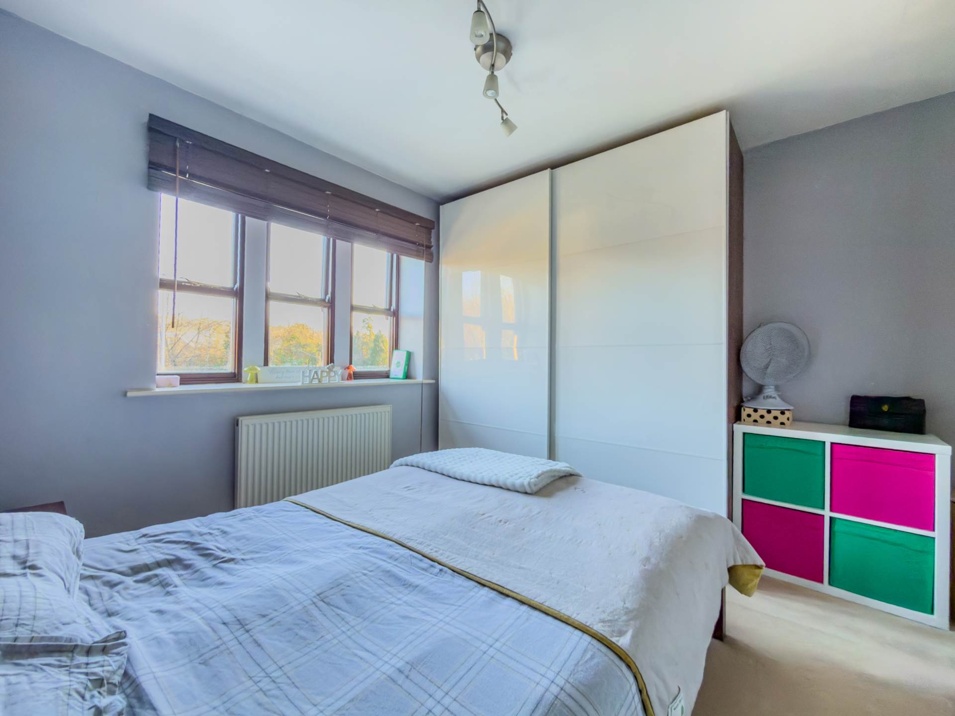 Beehive Court, Liversedge, Image 10