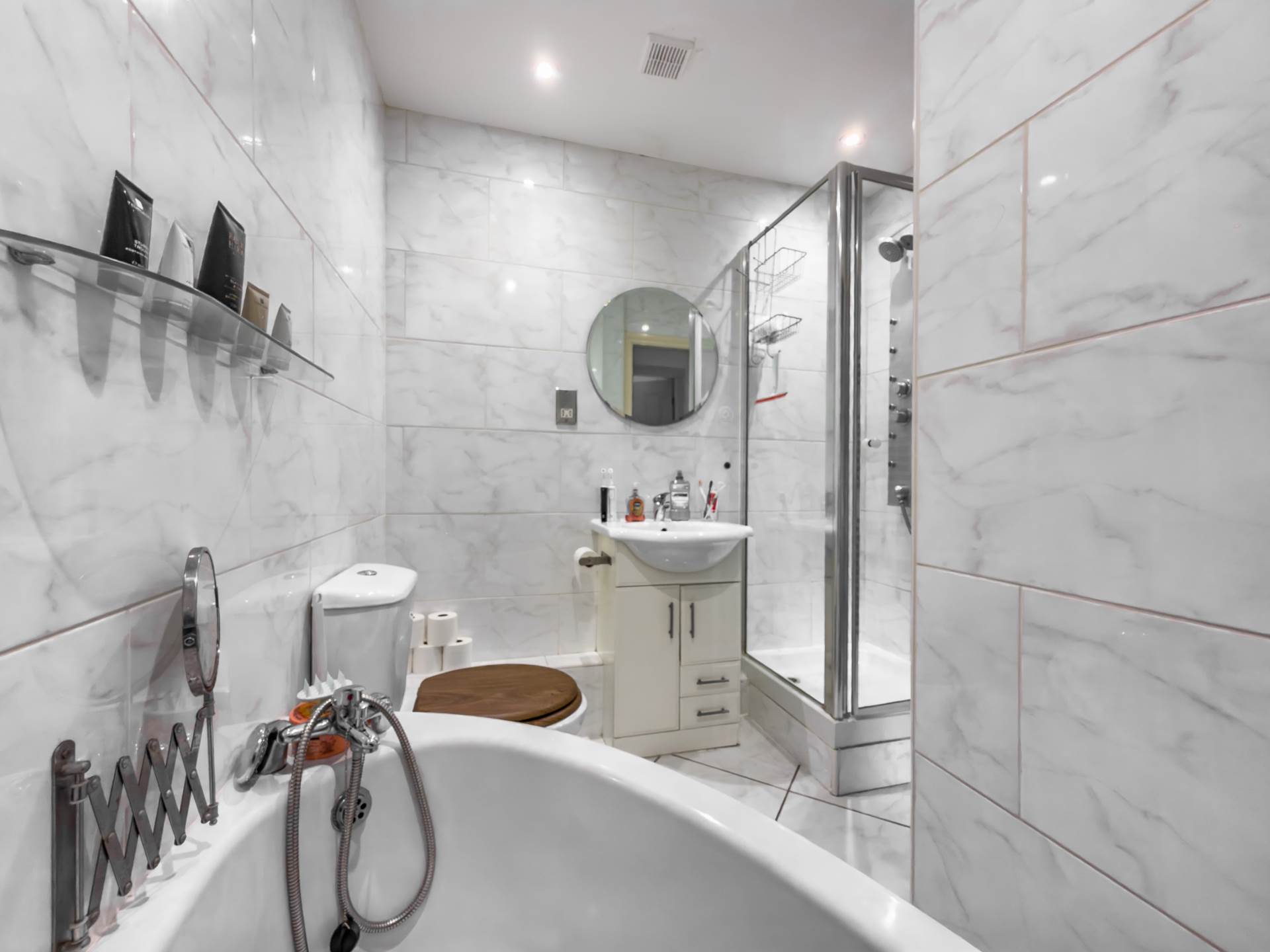 Beehive Court, Liversedge, Image 13