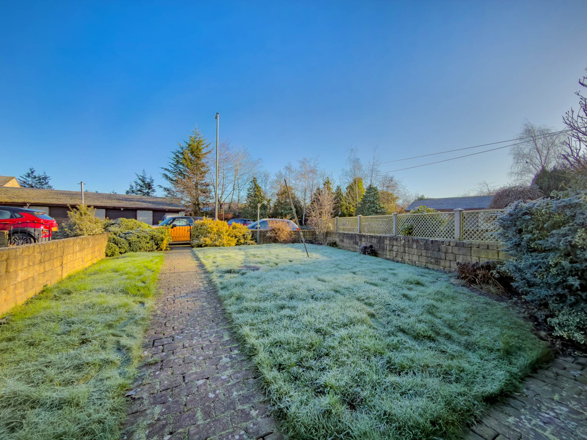 Beehive Court, Liversedge, Image 15