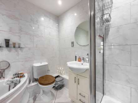 Beehive Court, Liversedge, Image 12