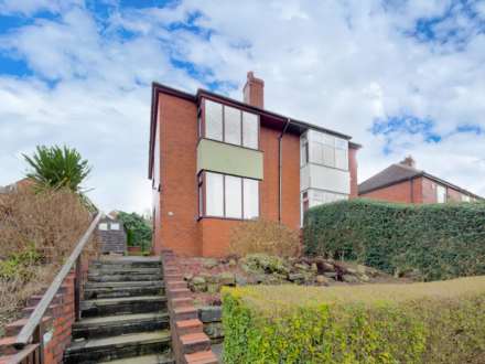 Kings Drive, Batley, Image 1