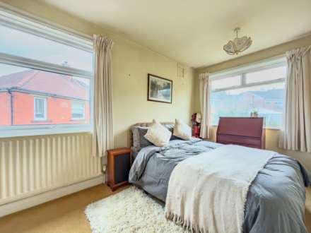 Kings Drive, Batley, Image 15