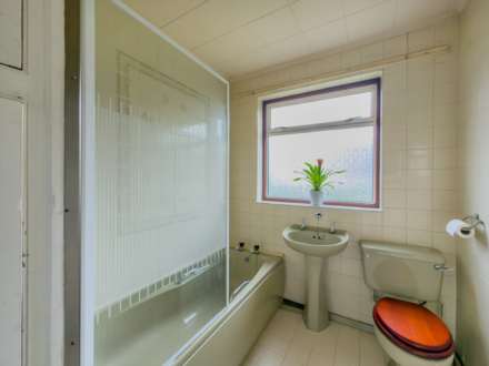 Kings Drive, Batley, Image 17