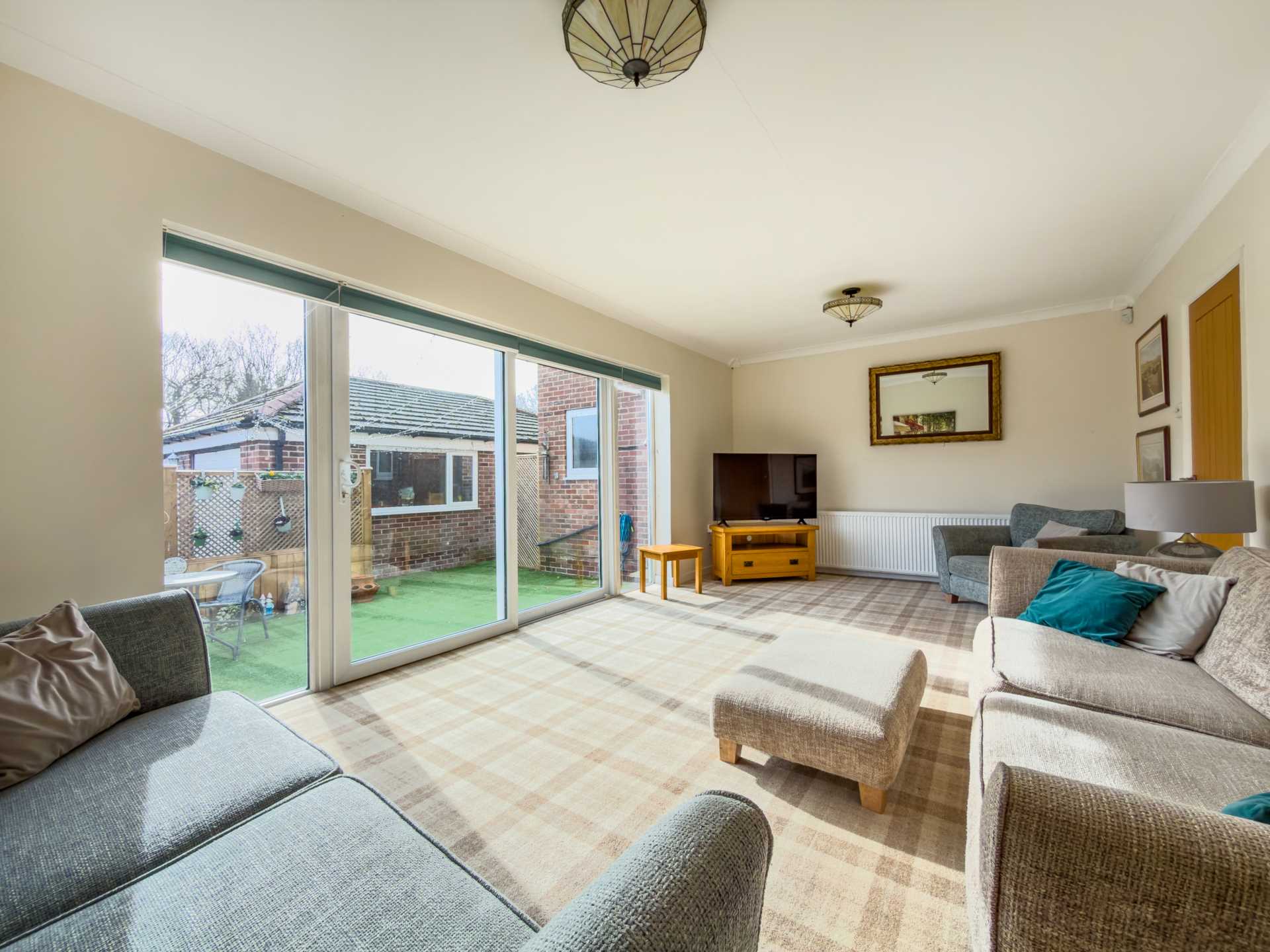 Woodlands Road, Batley, Image 12