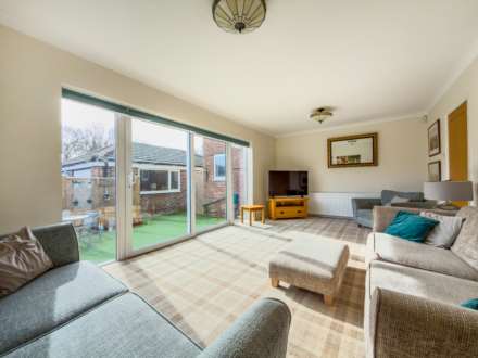Woodlands Road, Batley, Image 12