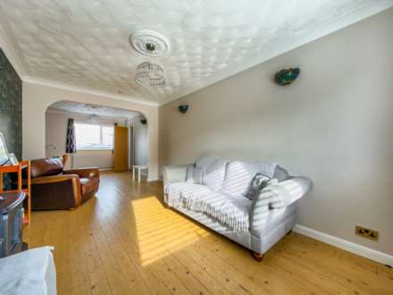 Woodlands Road, Batley, Image 16