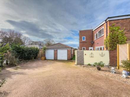 Woodlands Road, Batley, Image 31