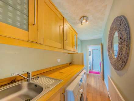 Woodlands Road, Batley, Image 9