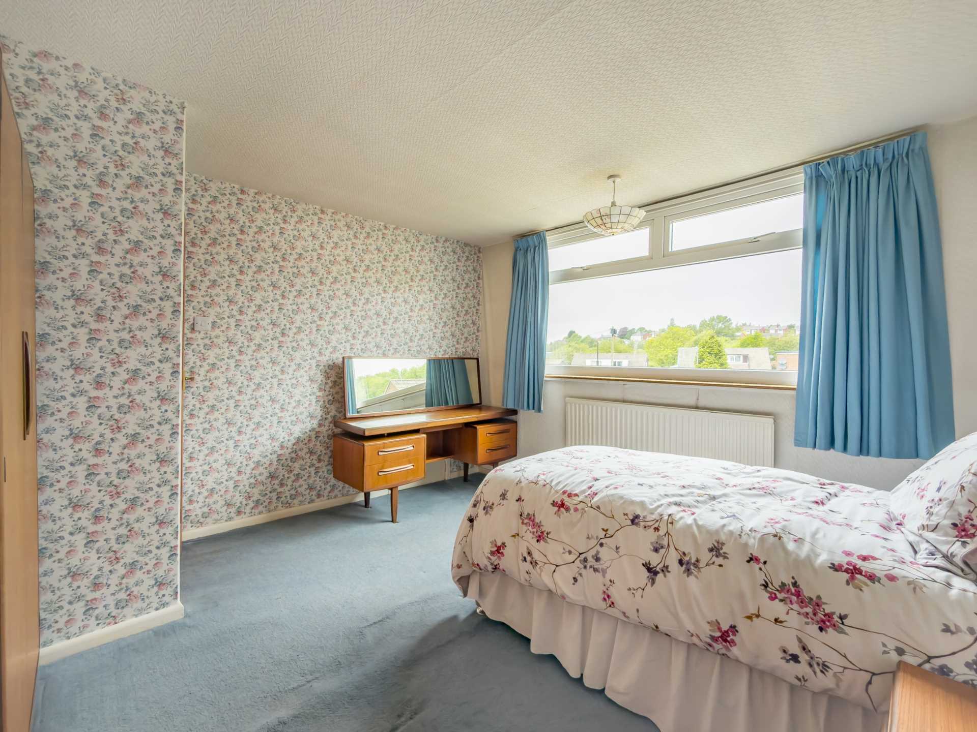 Larch Close, Birstall, Image 12
