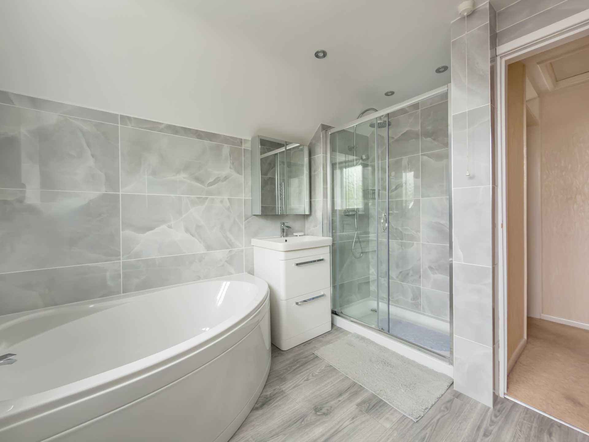 Larch Close, Birstall, Image 17