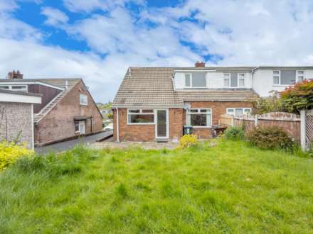 Larch Close, Birstall, Image 22