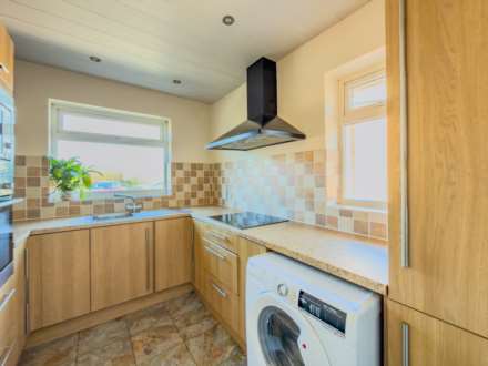 Moorside Rise, Cleckheaton, Image 2